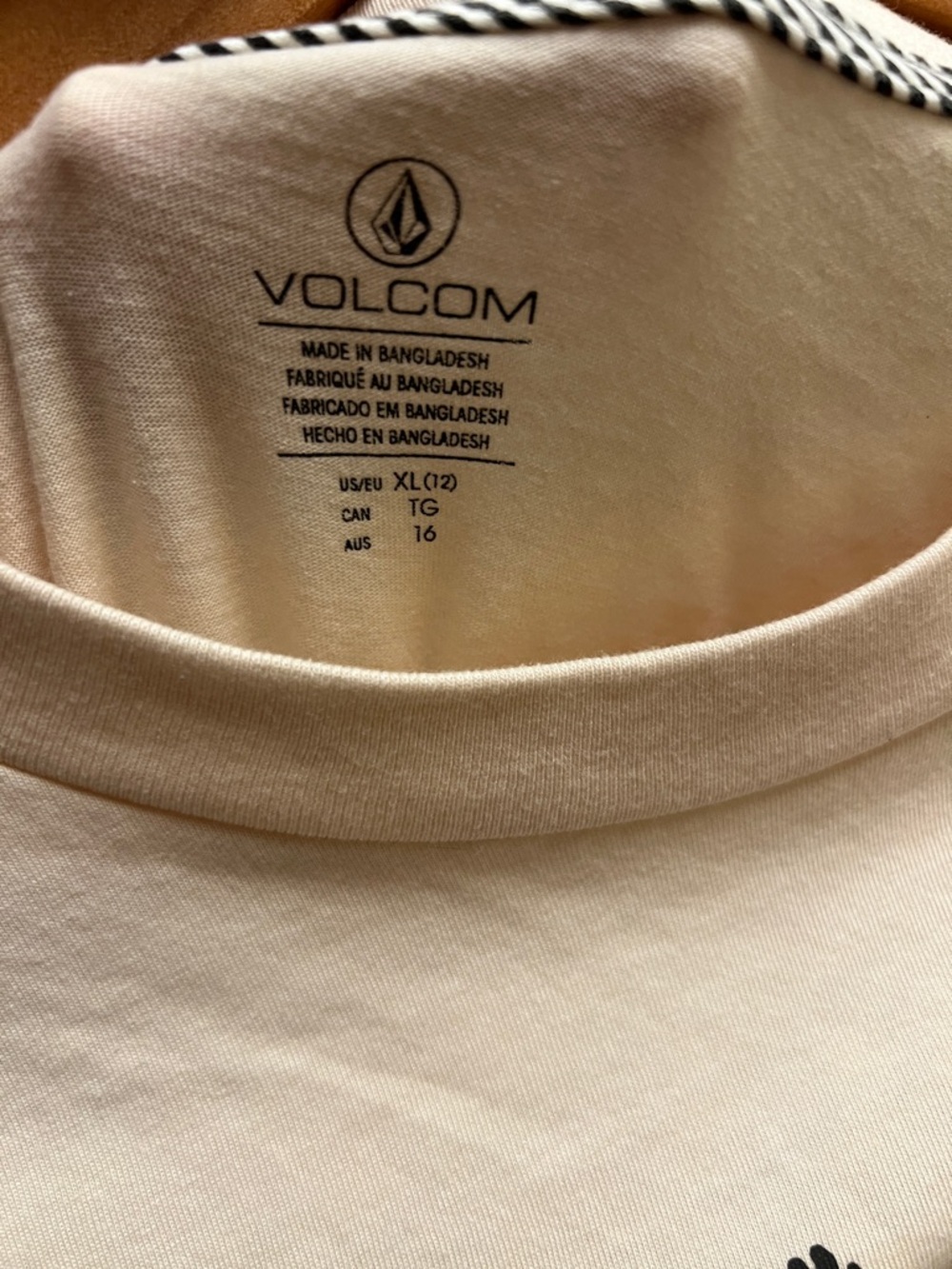 Volcom Short Sleeve Graphic Tee - Picture 2 of 4